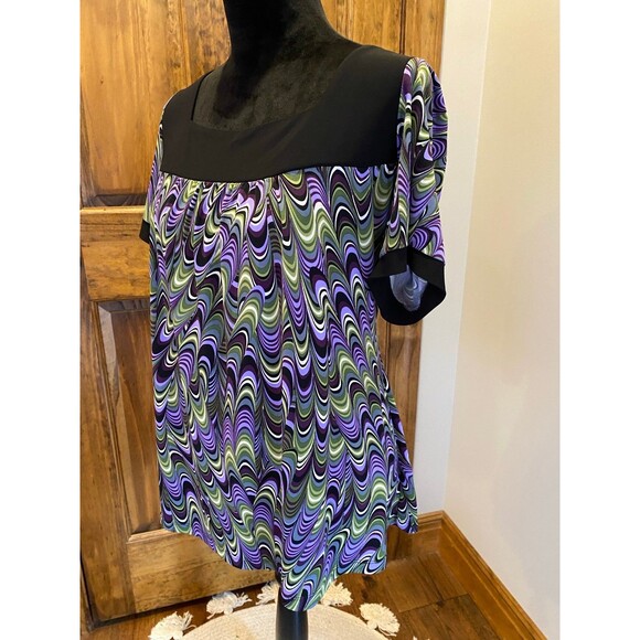 Gitano Plus Size 18-20W Top Short Sleeve Top Square Neck Purple Green  Stretch - Picture 3 of 11